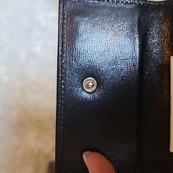 Gucci Key Holder - Picture 5 of 7